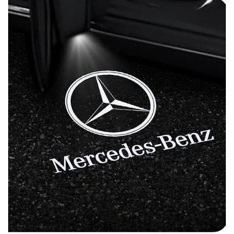 Mercedes Door logo